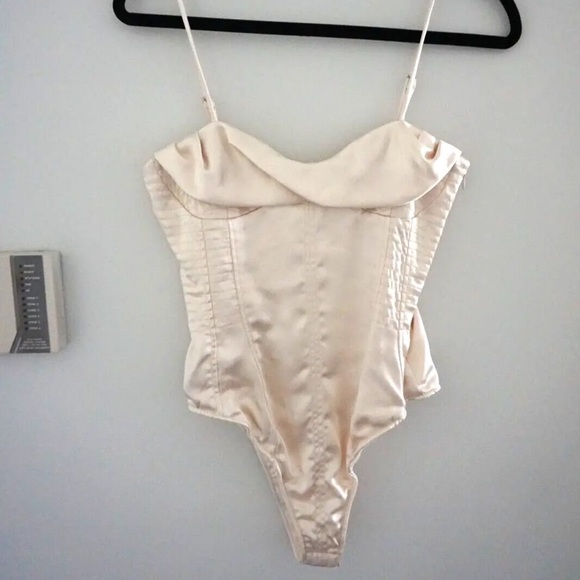 Zara Satin Bustier Body Suit Off-White Silky Cowl Neck Cami XS NWT - Picture 3 of 6